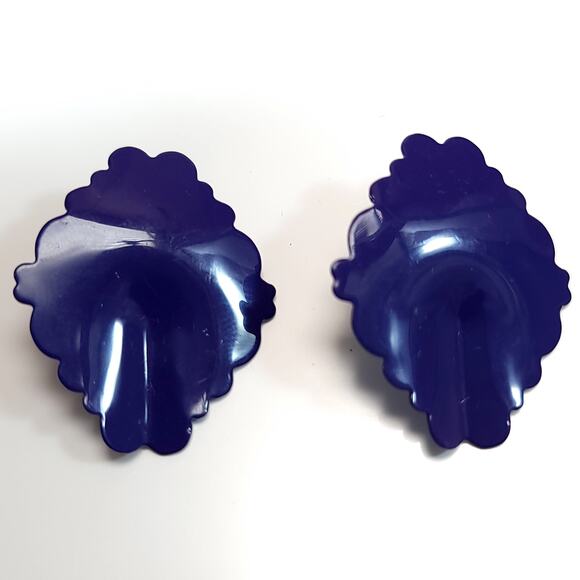 Vintage Purple Metal Floral Shaped Earrings with Glossy Finish, Bold Design - Picture 6 of 10